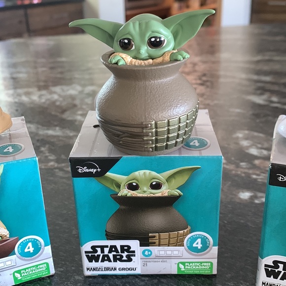 Set of 4 DISNEY Star Wars Series 4 Figures with Boxes - Picture 4 of 15